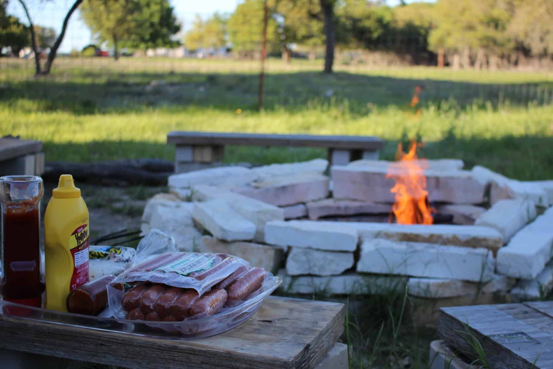 summer bonfire cookout